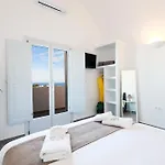 Apartment Lux